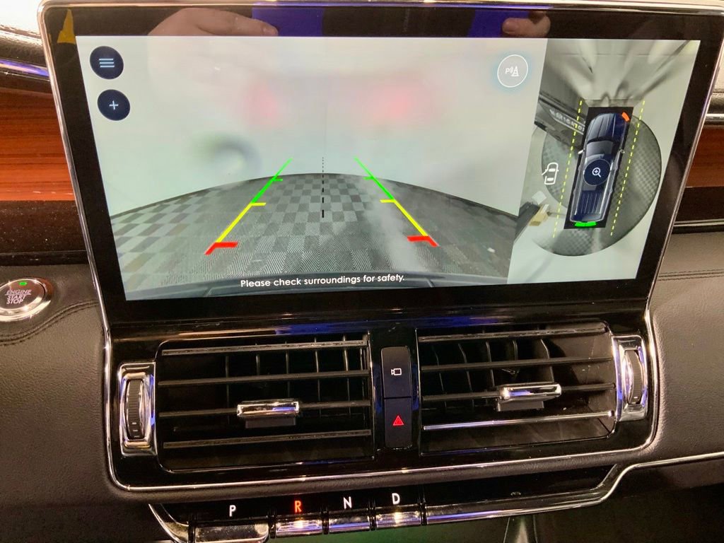 Used 2024 Lincoln Navigator Reserve image 4