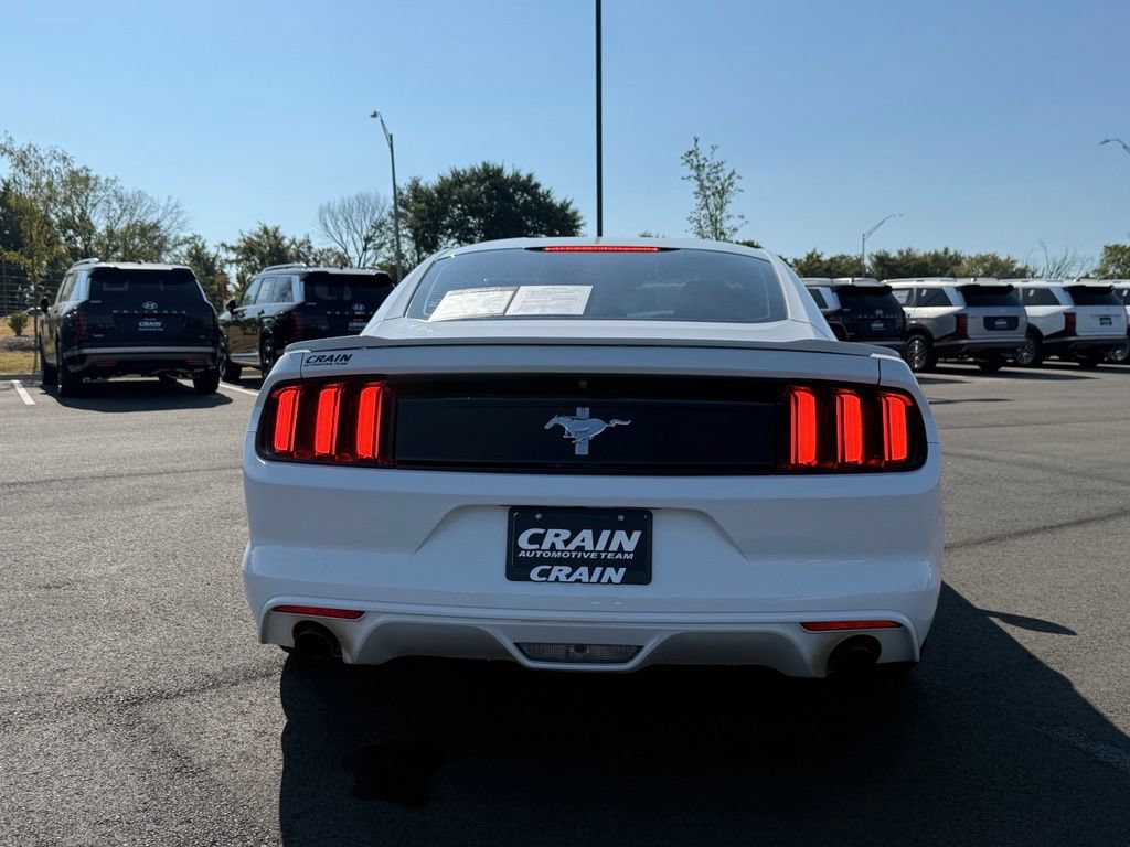 Used 2017 Ford Mustang Coupe RWD image 6