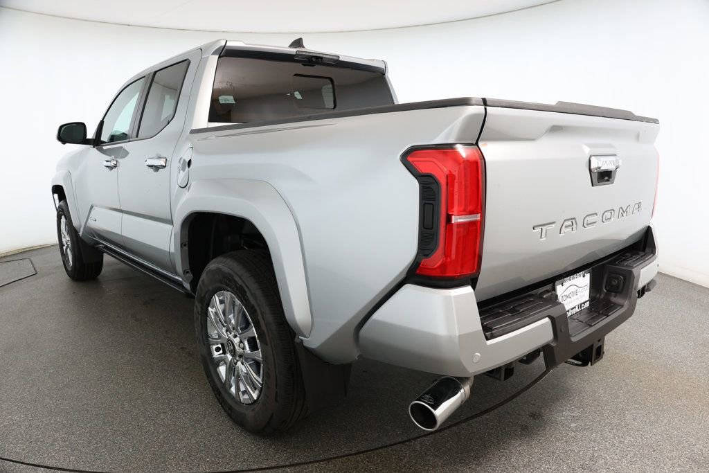 Used 2025 Toyota Tacoma Limited image 6