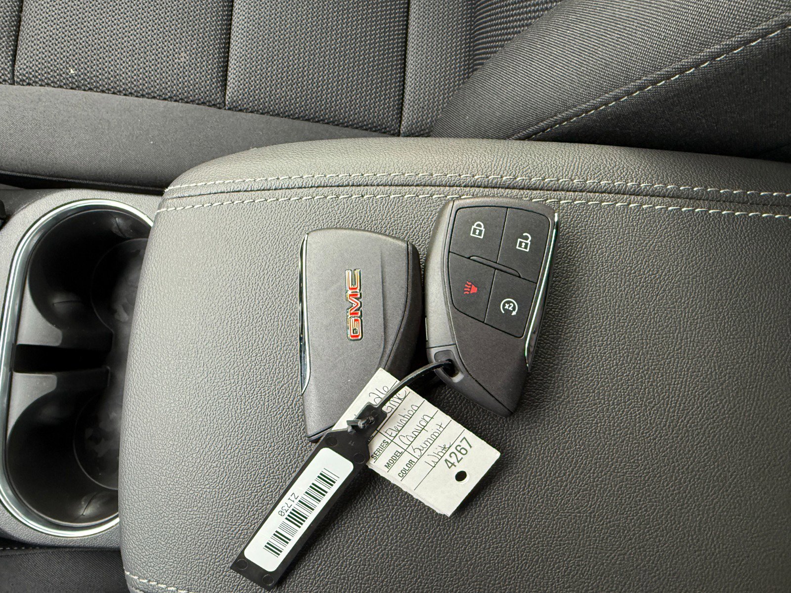 New 2026 GMC Canyon Elevation w/ LPO, Sports Bar Package image 33