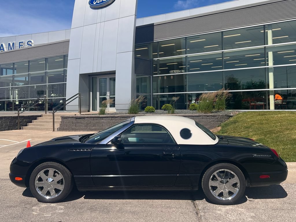 Used 2002 Ford Thunderbird RWD image 3