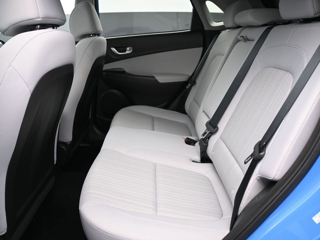 Certified 2022 Hyundai Kona SEL w/ Convenience Package AWD/4WD image 10