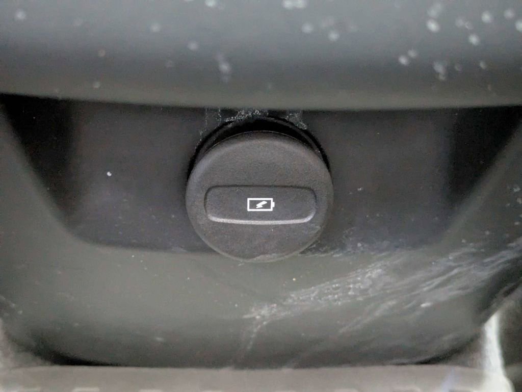 Used 2023 Volvo XC90 B6 Ultimate w/ Protection Package Premier AWD/4WD image 19