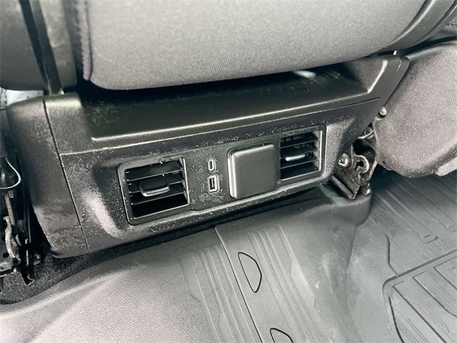 Used 2024 GMC Sierra 1500 SLE image 21