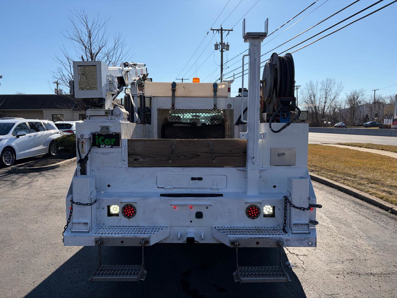 Used 2015 Ford F550 4WD Crew Cab 176 WB 60 CA XL image 8