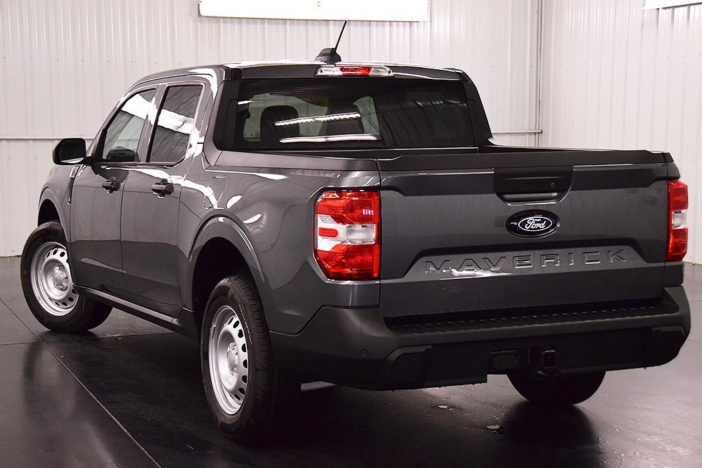 New 2025 Ford Maverick XL w/ Equipment Group 101A image 5