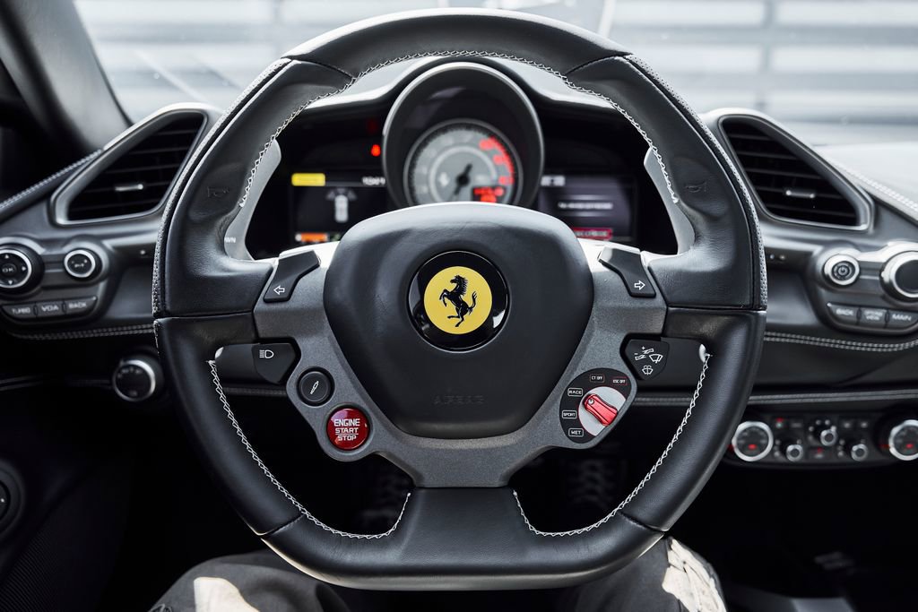 Used 2017 Ferrari 488 GTB RWD image 58
