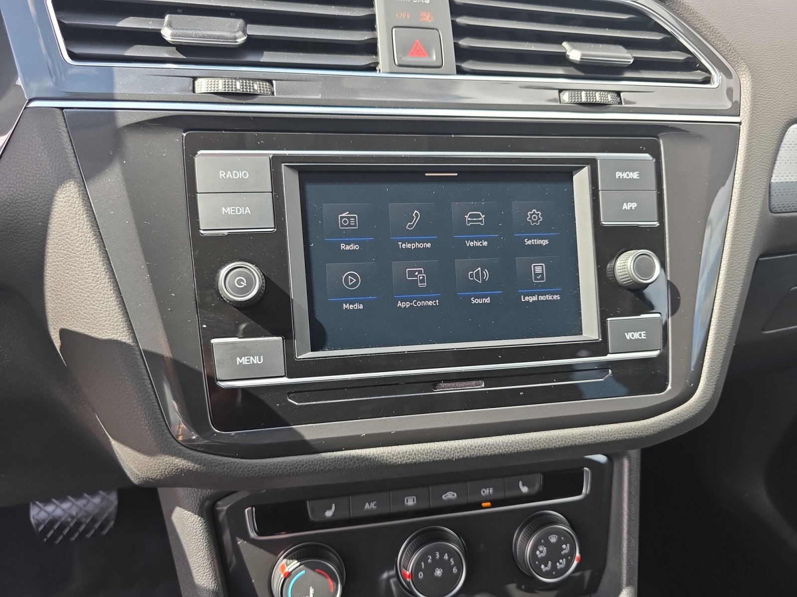 Certified 2023 Volkswagen Tiguan S image 28