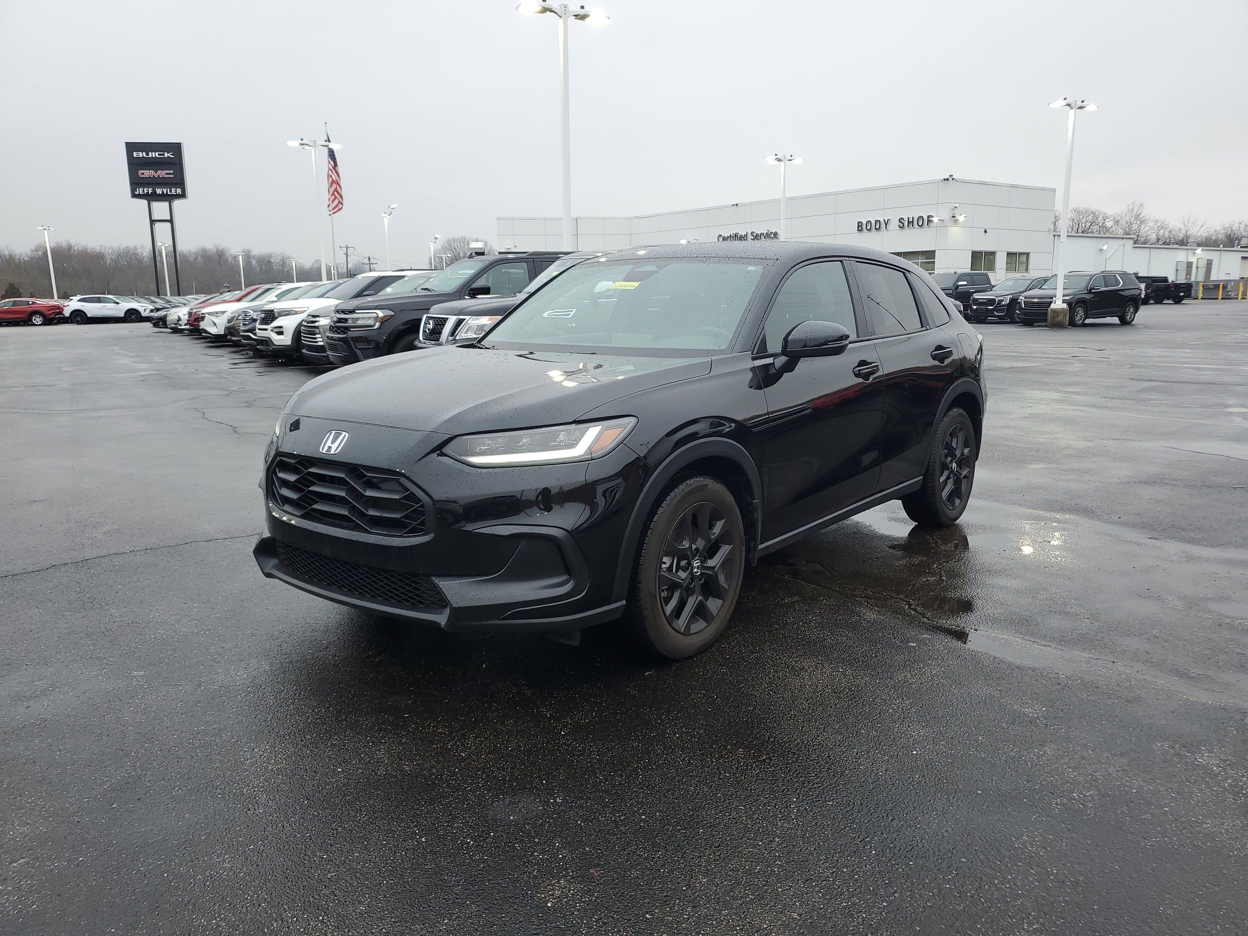 Used 2025 Honda HR-V Sport image 9