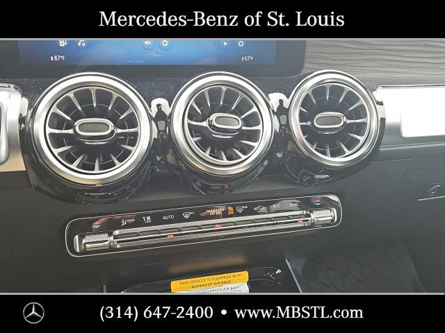 Used 2026 Mercedes-Benz GLB 250 4MATIC image 27