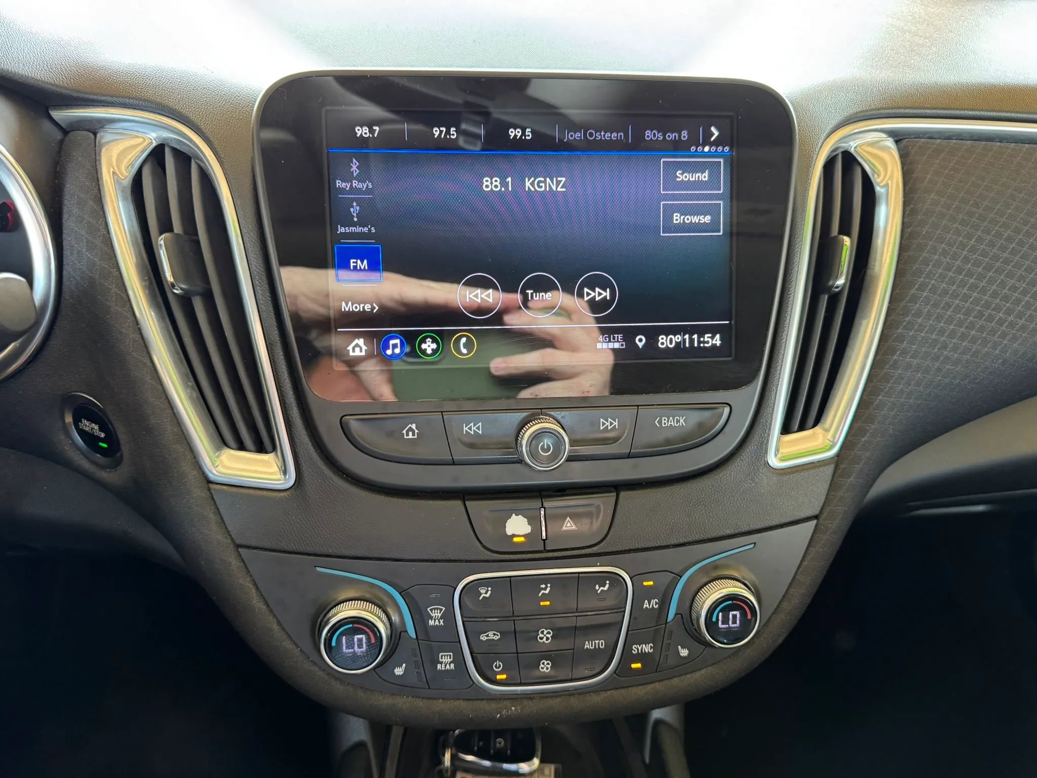 Used 2020 Chevrolet Malibu LT image 13