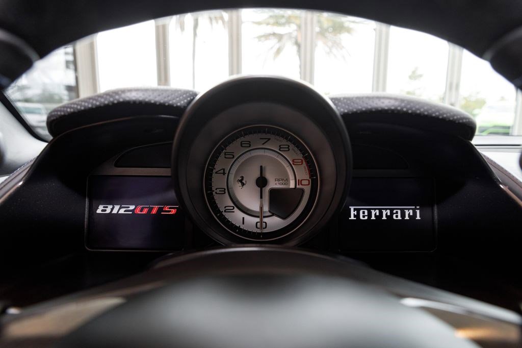 Used 2022 Ferrari 812 GTS RWD image 41