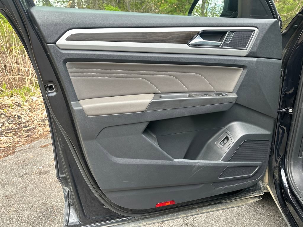 Used 2023 Volkswagen Atlas SE AWD/4WD image 5