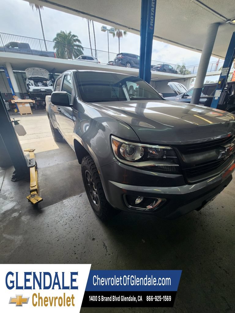 Used 2019 Chevrolet Colorado Z71 AWD/4WD image 3