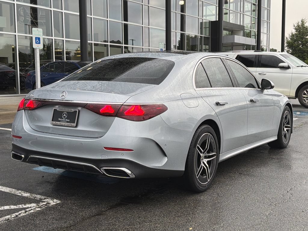Used 2026 Mercedes-Benz E 350 Sedan image 3