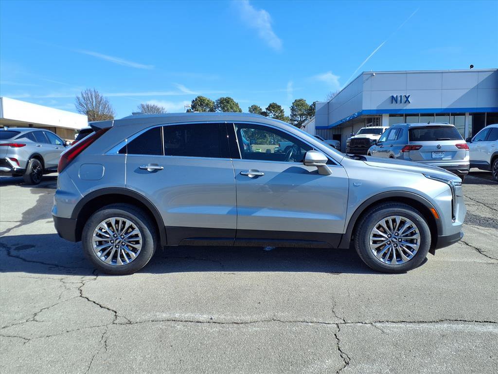 Used 2024 Cadillac XT4 Premium Luxury image 19