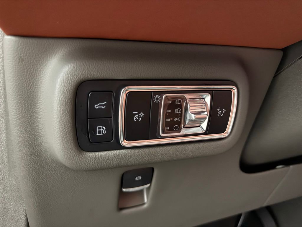 New 2024 Lincoln Nautilus Black Label w/ Jet Appearance Package (87T) image 45