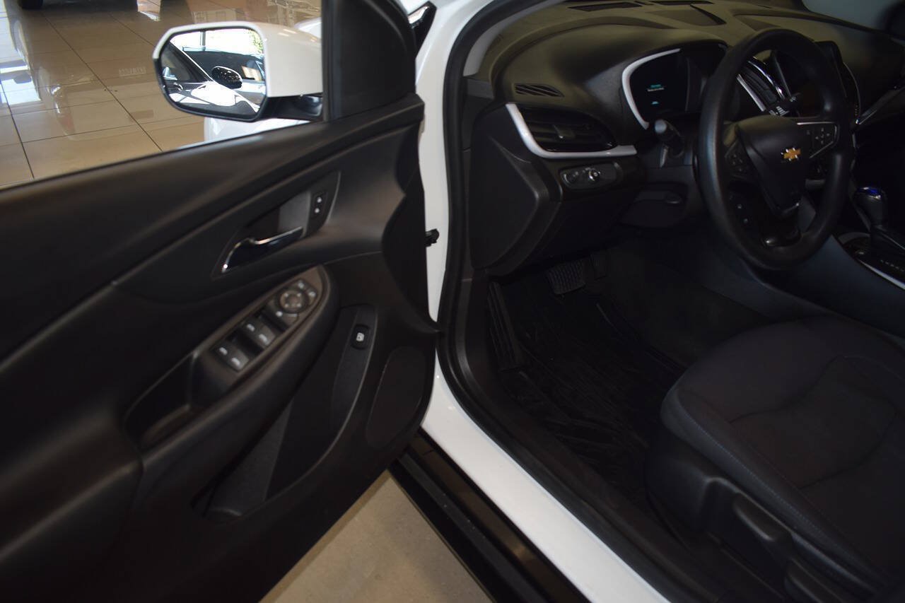 Used 2018 Chevrolet Volt LT FWD image 21