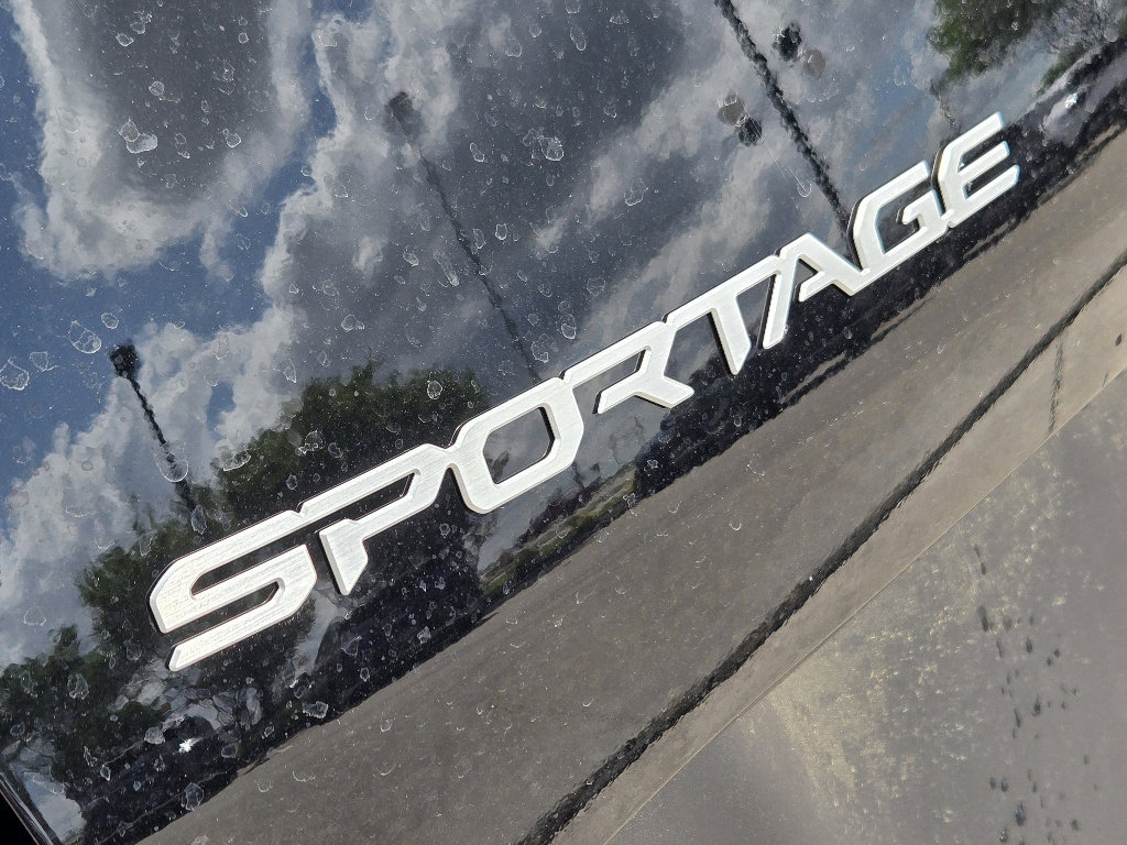 New 2026 Kia Sportage EX image 7