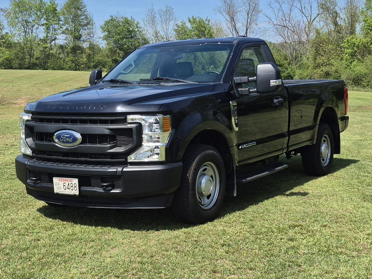 Used 2020 Ford F250 XL w/ Power Equipment Group RWD image 2