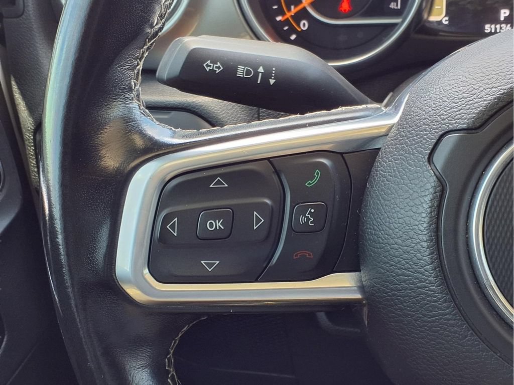 Used 2020 Jeep Wrangler Unlimited Sahara AWD/4WD image 15