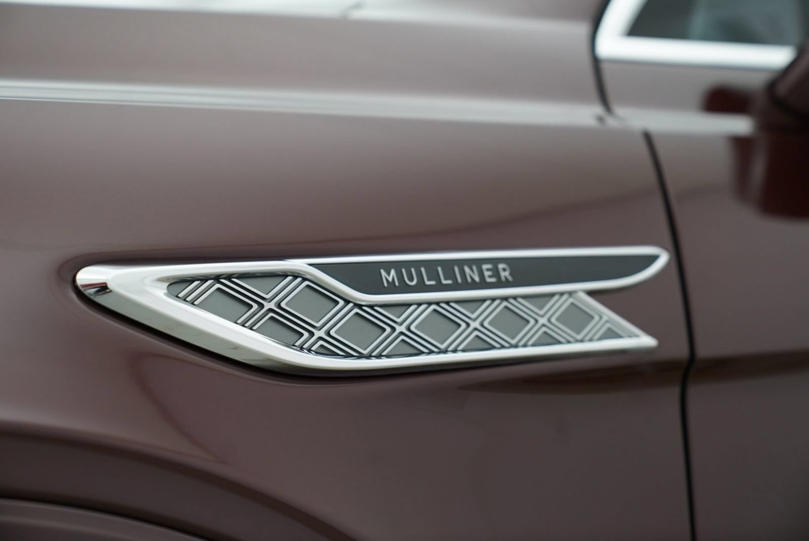 New 2026 Bentley Bentayga Extended Wheelbase AWD/4WD image 4