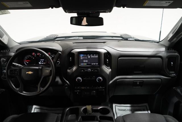 Used 2024 Chevrolet Silverado 2500 Custom w/ Custom Value Package image 11