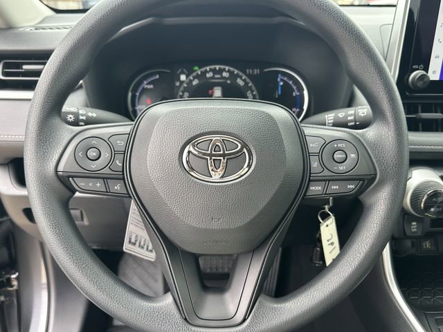 Used 2025 Toyota RAV4 LE image 12