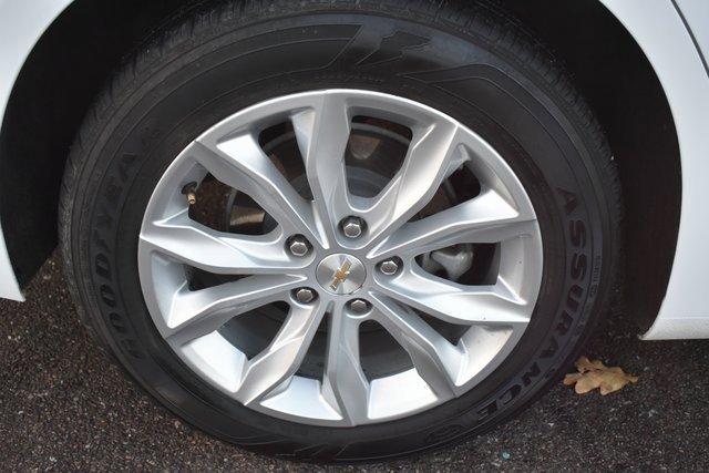 Used 2024 Chevrolet Malibu LT image 43