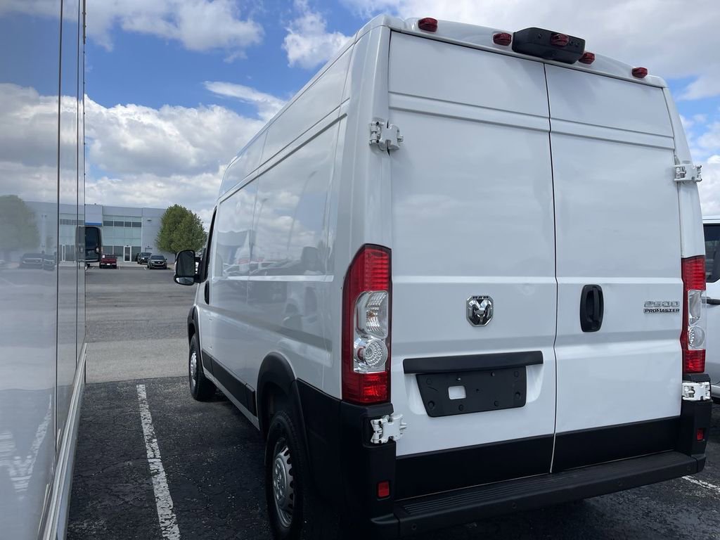Used 2025 RAM ProMaster 2500 w/ Safety Group image 5