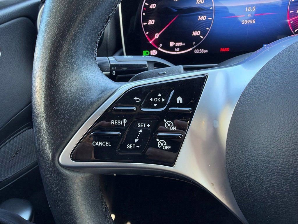 Used 2025 Mercedes-Benz C 300 4MATIC Sedan image 21