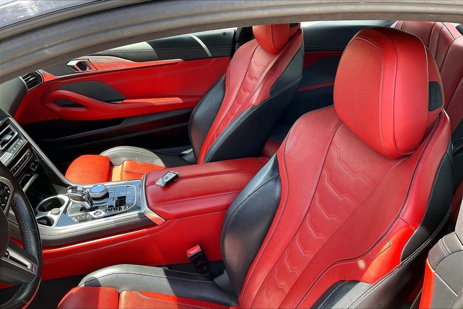 Used 2023 BMW M850i xDrive Coupe w/ M Sport Professional Package AWD/4WD image 18