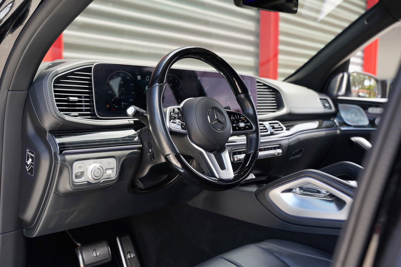 Used 2021 Mercedes-Benz Maybach GLS 600 4MATIC image 14