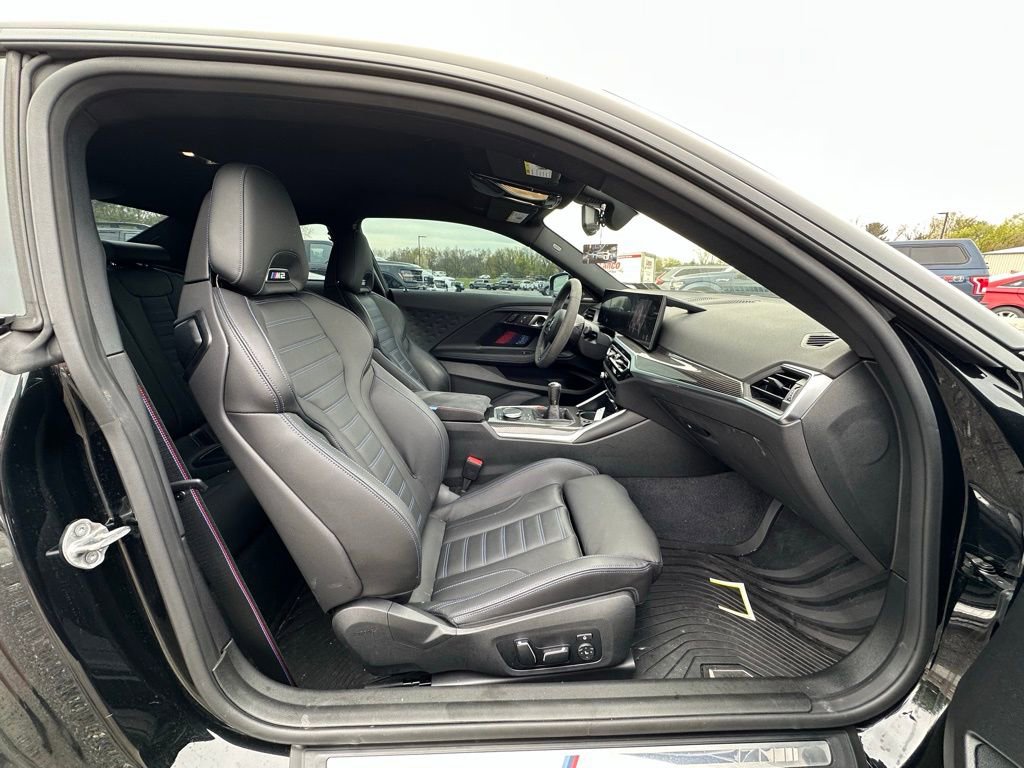 Used 2024 BMW M2 w/ Lighting Package image 12