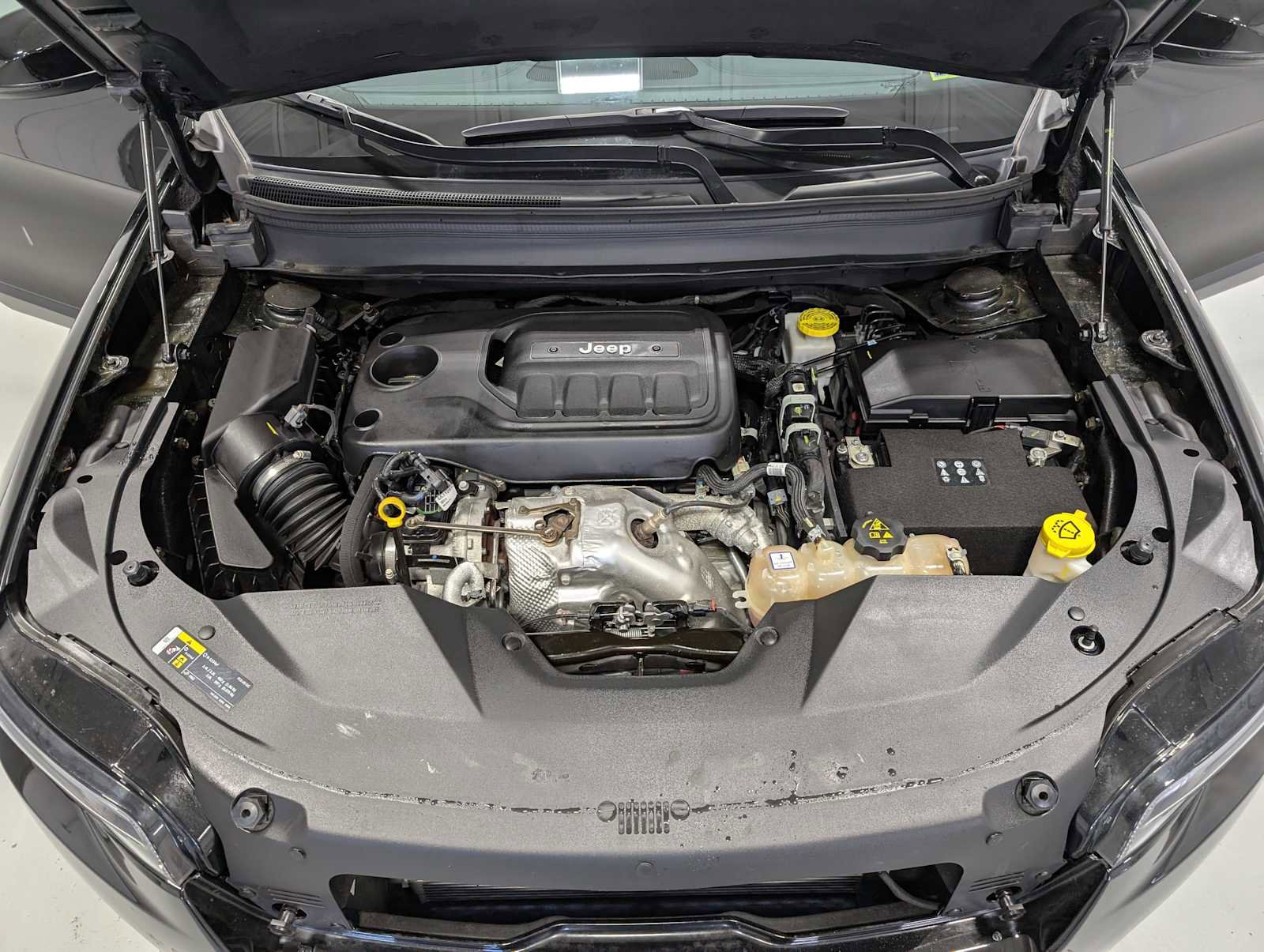 Used 2020 Jeep Cherokee Limited image 13