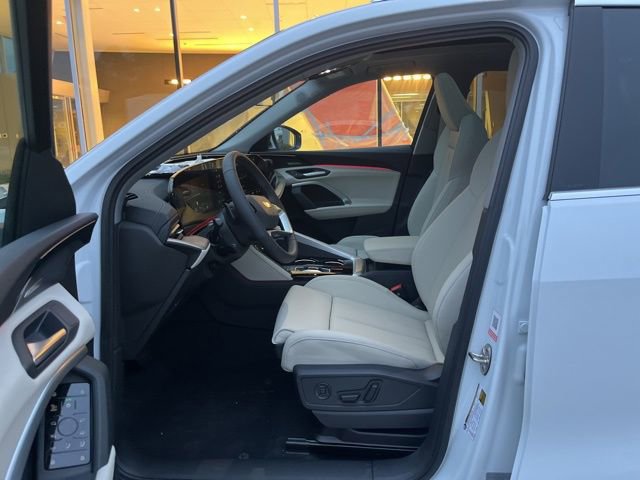 New 2025 Audi Q5 Premium Plus image 22