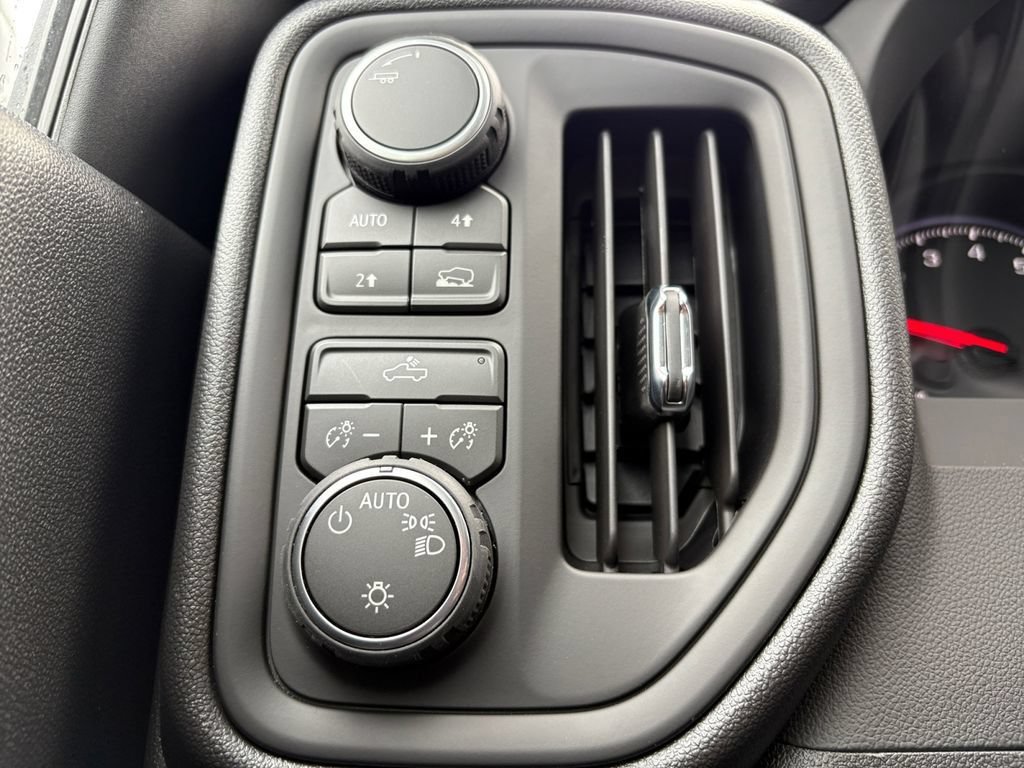 New 2026 Chevrolet Silverado 1500 Custom AWD/4WD image 3