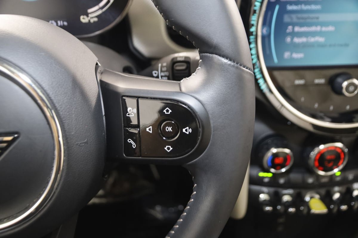 Used 2023 MINI Cooper SE FWD image 28