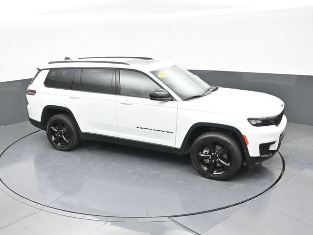 Used 2023 Jeep Grand Cherokee L Laredo AWD/4WD image 65