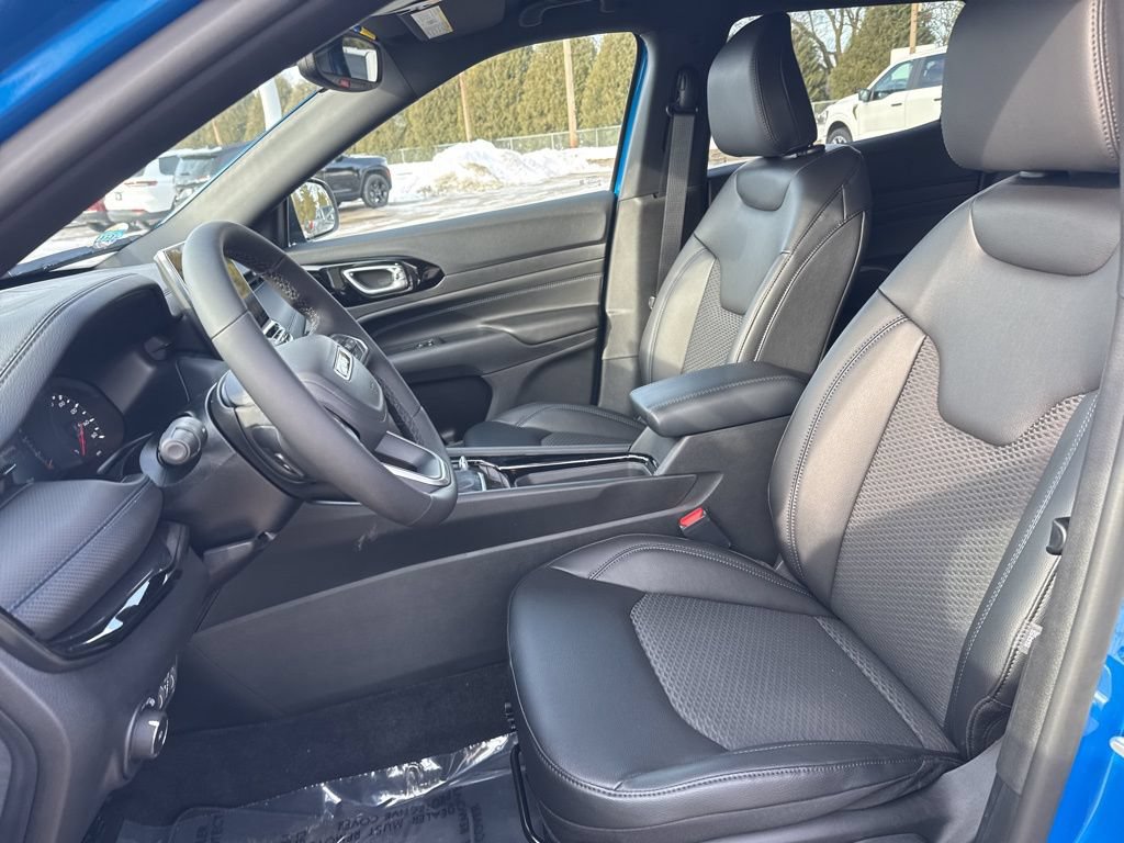 New 2026 Jeep Compass Latitude AWD/4WD image 7