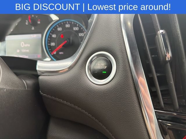 Used 2023 Chevrolet Traverse LT AWD/4WD image 42