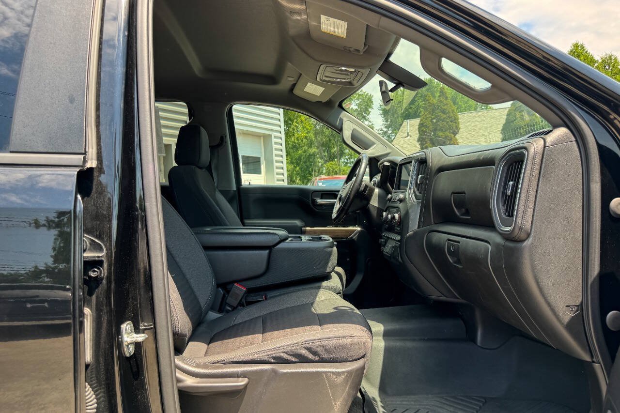 Used 2020 Chevrolet Silverado 1500 LT Trail Boss w/ Convenience Package AWD/4WD image 13