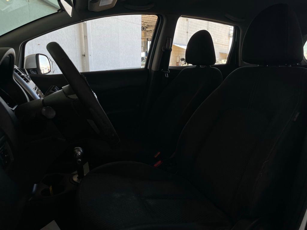 Used 2014 Nissan Versa Note SV w/ SL Package FWD image 12