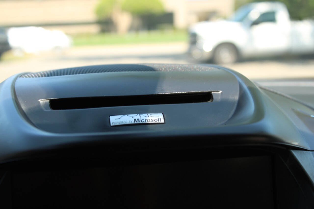 Used 2013 Ford C-MAX SEL FWD image 39