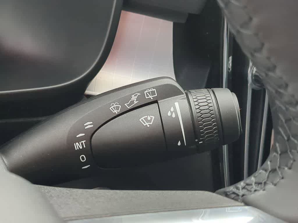 New 2026 Volvo XC40 B5 Ultra w/ Protection Package Premier AWD/4WD image 24