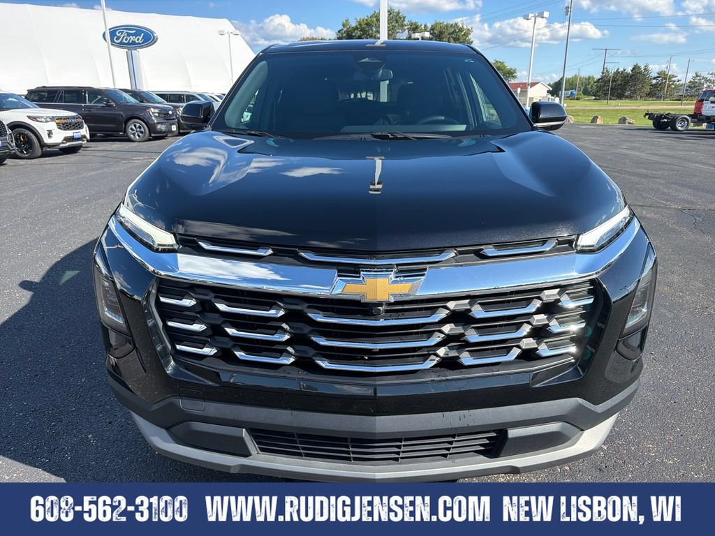 Used 2026 Chevrolet Equinox LT AWD/4WD image 8