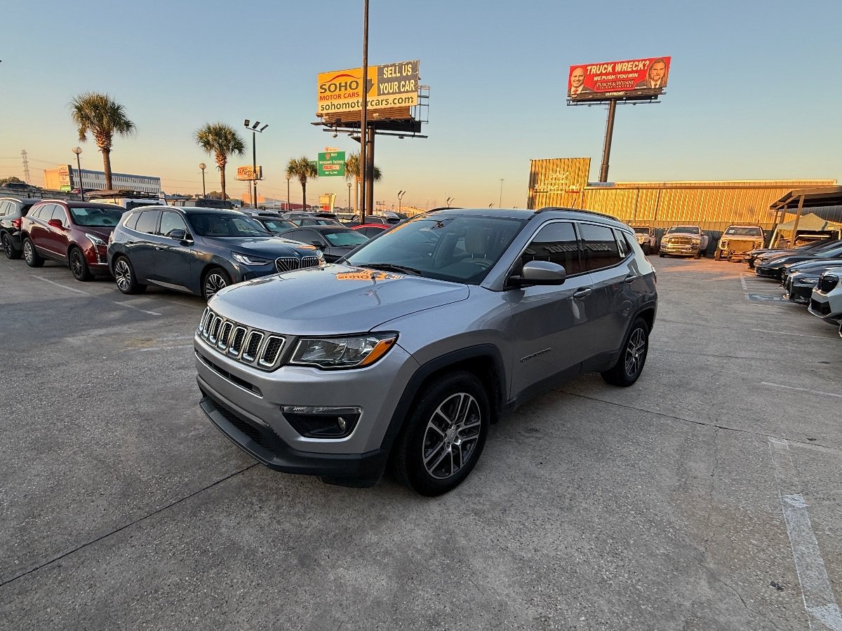 Used 2019 Jeep Compass Latitude FWD image 7