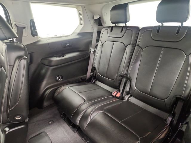 Used 2021 Jeep Grand Cherokee L Limited image 27