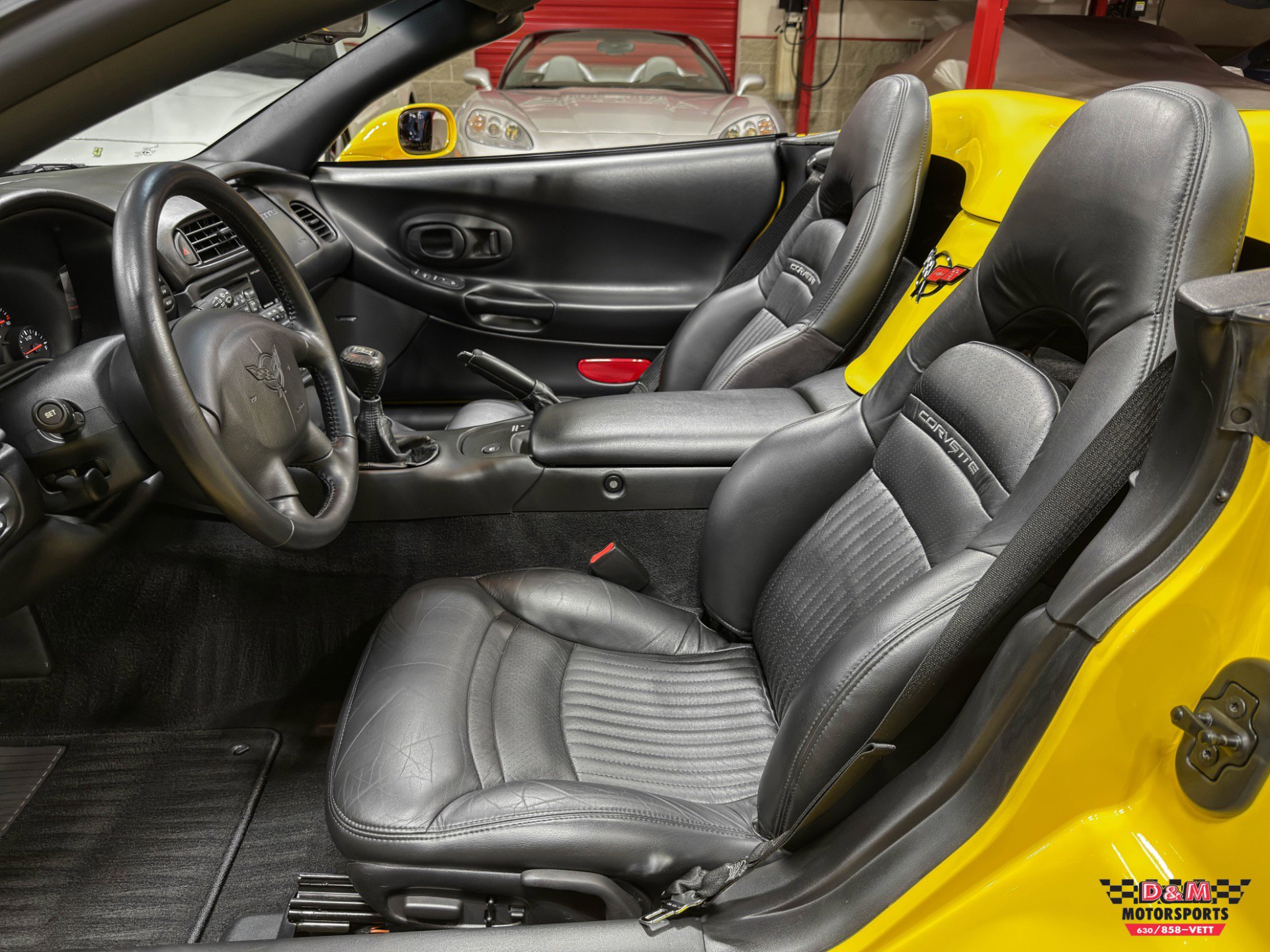 Used 2000 Chevrolet Corvette Convertible image 11