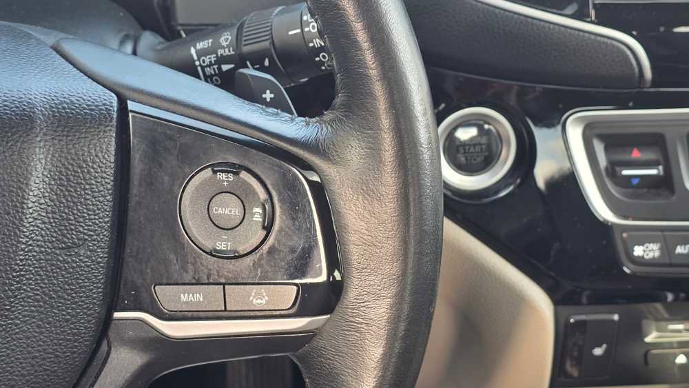 Used 2022 Honda Pilot Touring image 16